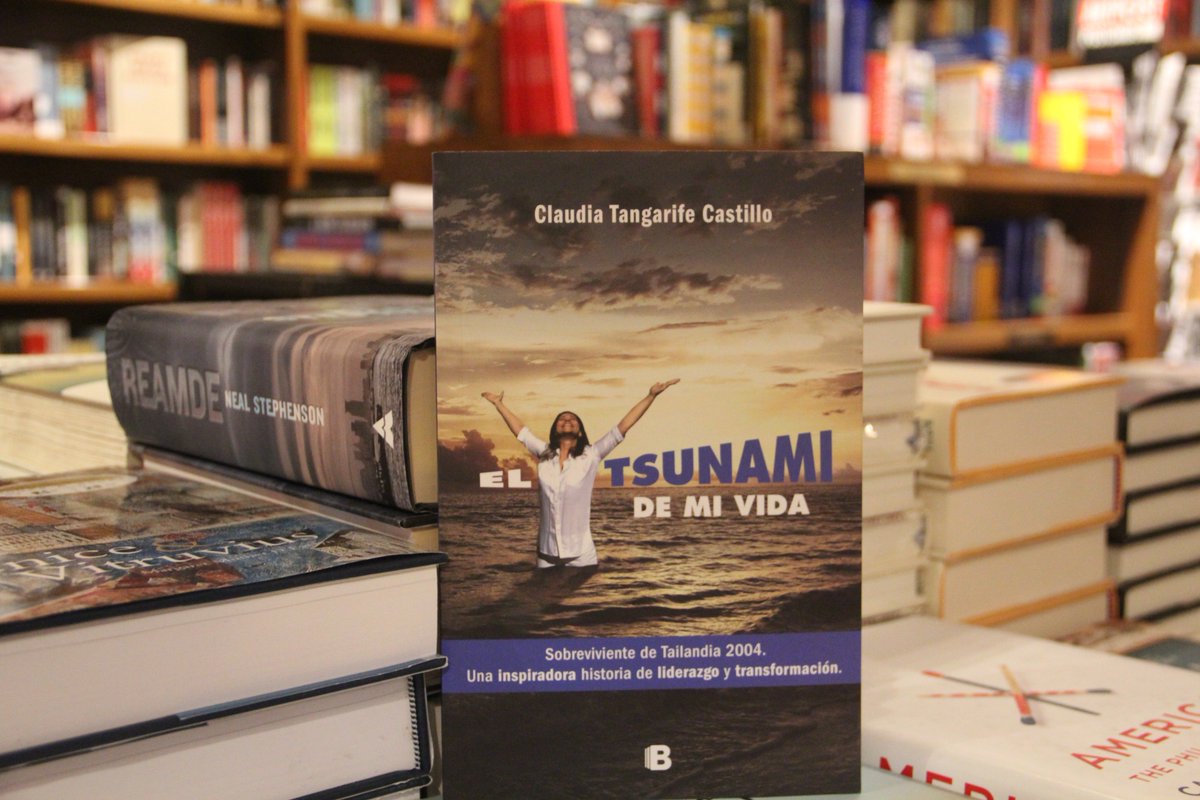 SpanishPublishe's tweet photo. Gracias por acompañarnos en la presentación de "El tsunami de mi vida" de @ClaudiaTangarif @BooksandBooks https://t.co/fglp8oCTQQ