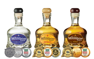 WithOneBreath's tweet photo. Roger Clyne signing bottles Mexican Moonshine Tequila @North Loop Wine Spirits 5:15 to 6:00pm March 11 before #WithOneBreath https://t.co/pQJOoZSFt5