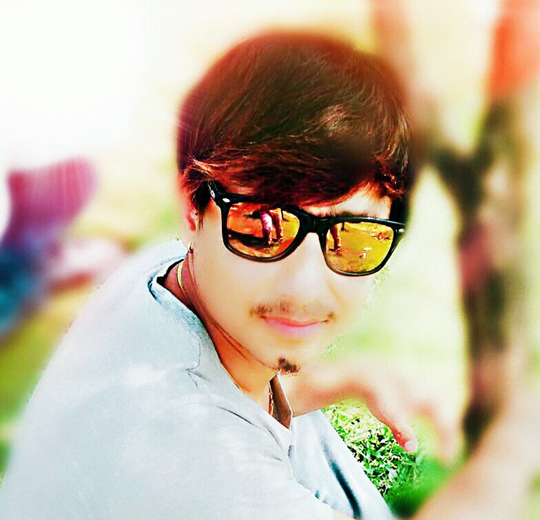 आफ्नै फोटो टुईट गरियो।