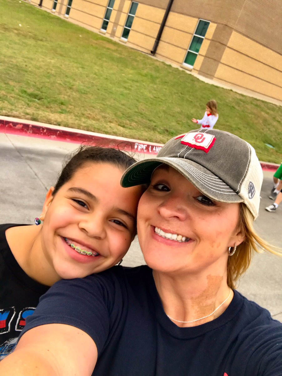 7HillsSammons's tweet photo. #LapsforLearning @7HillsNISD @NorthwestISD #4thgrade #7HillsLEADS https://t.co/Sd2TeGrAcg