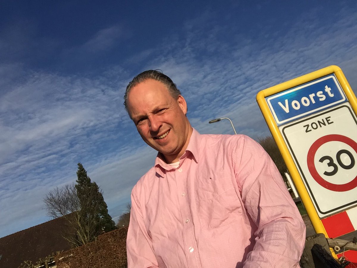 remcovvd's tweet photo. Op bezoek bij woonzorgcentrum de Benring in Gelderse #Voorst over wonen en zorg voor #ouderen #tour27 https://t.co/KUqA7yGbp7