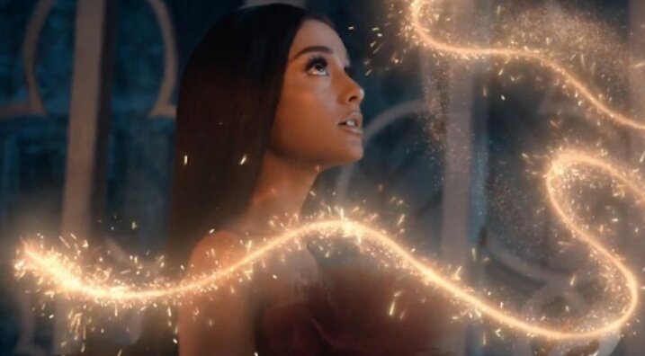 ♡Ariana HEREEE!!!🐱
♡New fake rt for ya gal(◍•ᴗ•◍)❤?
♡Single,and lookin' 👀
♡Also lookin' for some awesome ass friends 😆😜