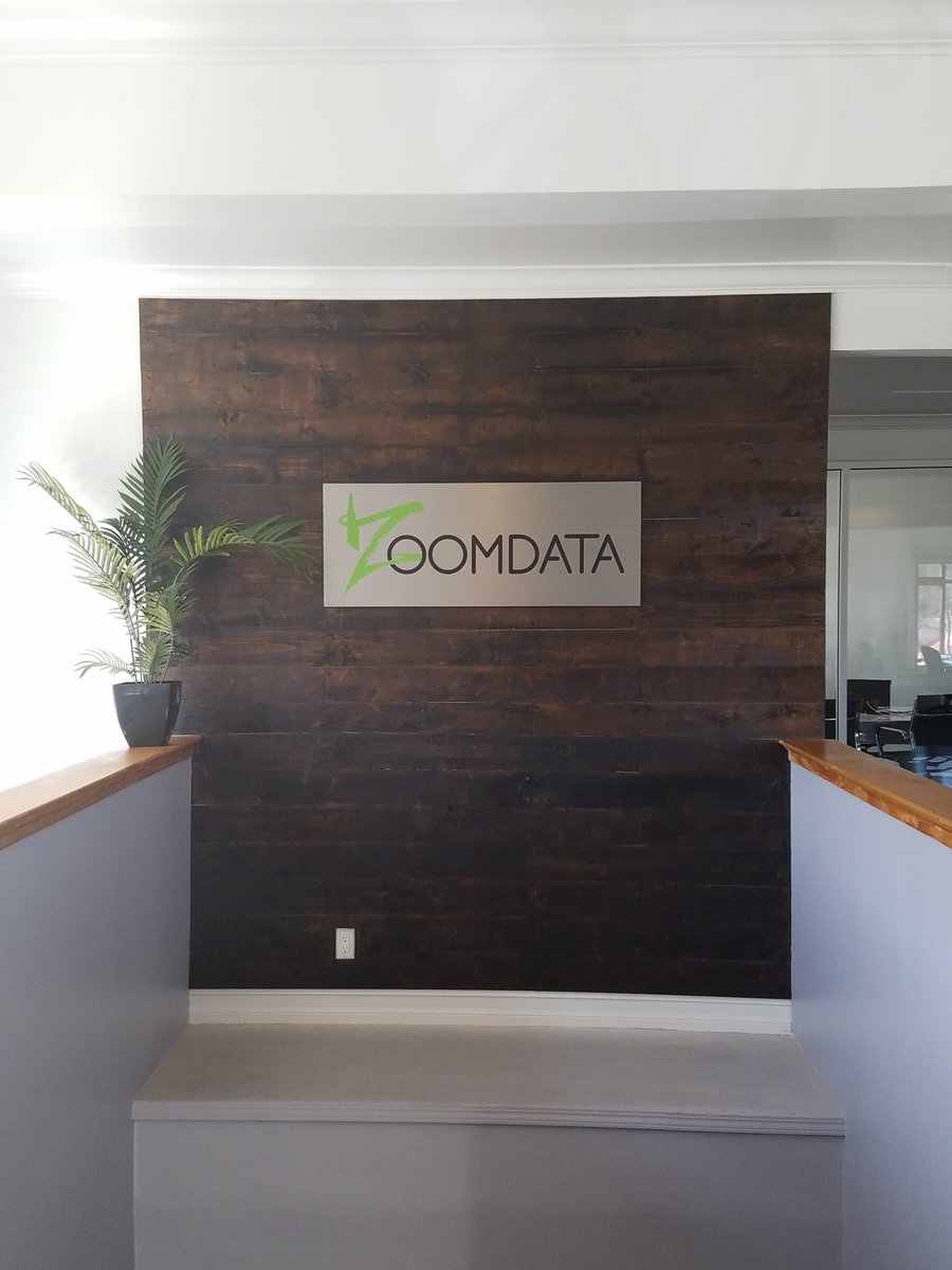 clearlinesigns's tweet photo. #engraved #etched #aluminum #signage #signmysigns for @Zoomdata https://t.co/I4XZQrJJDo