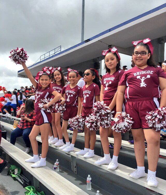 BriscoeElemHISD's tweet image. Students did a great job at our Track Competition!! 🏃🏻🏃🏻‍♀️🏃🏽🏃🏽‍♀️ #track #trackcompetition #cheer