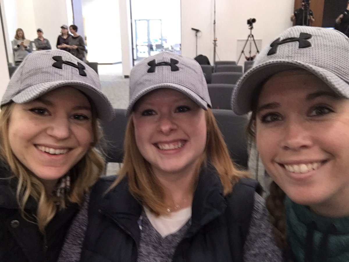 Ashley Carus tweet media