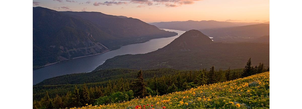 EarthShareOR's tweet photo. Treat yourself! An evening of art & inspiration with @GorgeFriends tonight: https://t.co/NqccMQYV7t #sourcetosea #PDXweekend #ColumbiaGorge https://t.co/Yrmr7FcqCH