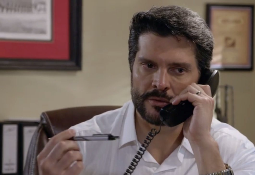 MarceCordobaFc's tweet photo. "¿Para que sirven los bienes si no son para remediar los males?" #ChauAuto @JulioMedina_EDR #enamorandomedeRamon #capitulo14 https://t.co/nWCrKD39ee