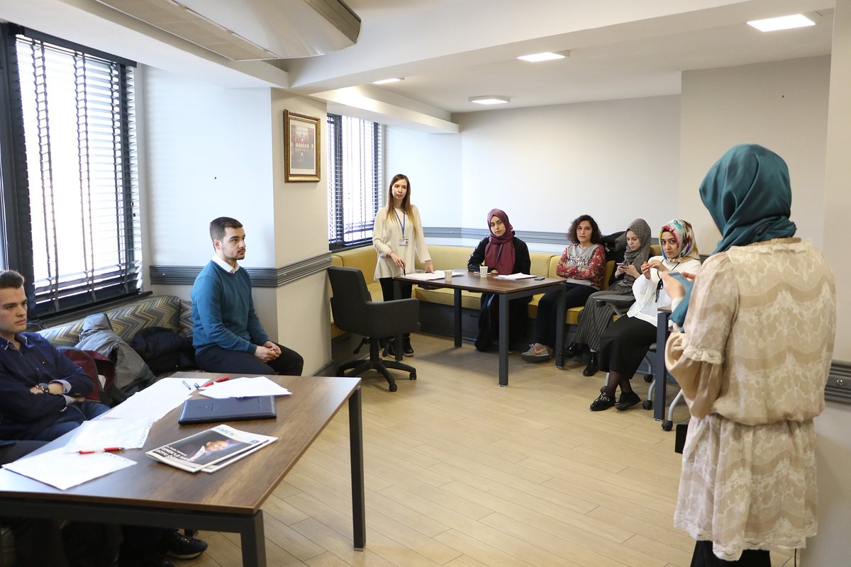 GenclikModeli's tweet photo. Uluslararası Gençlik Eğitim Akademisi (UGEA) bünyesinde verilen İş Organizasyonu eğitimine Meclis binamızda devam edildi.
#İBB #UGEA https://t.co/TVyNIoFuCC