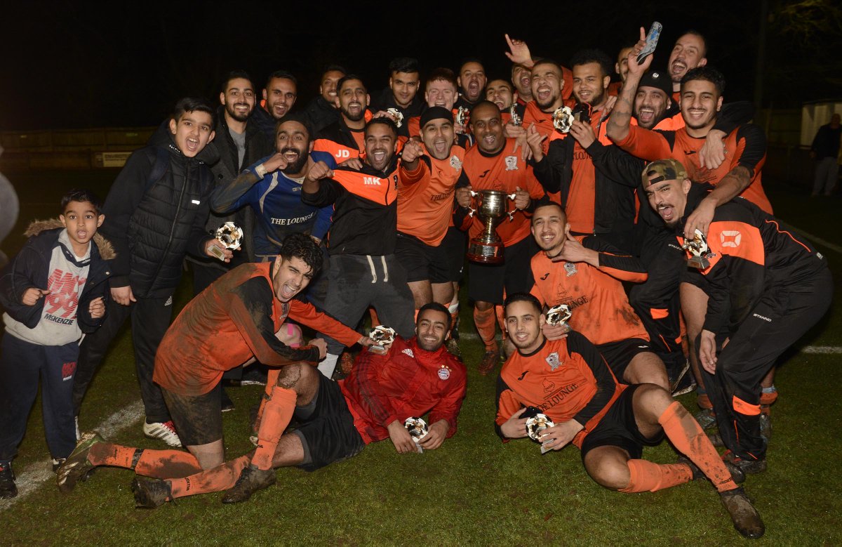 .<a href="/tvsfl/">tvsfl</a>: Saving grace of keeper Jusvir Garcha hands Mary Wells Memorial Trophy success to <a href="/SloughLionsFC/">Slough Lions FC</a> - bit.ly/2mrz790