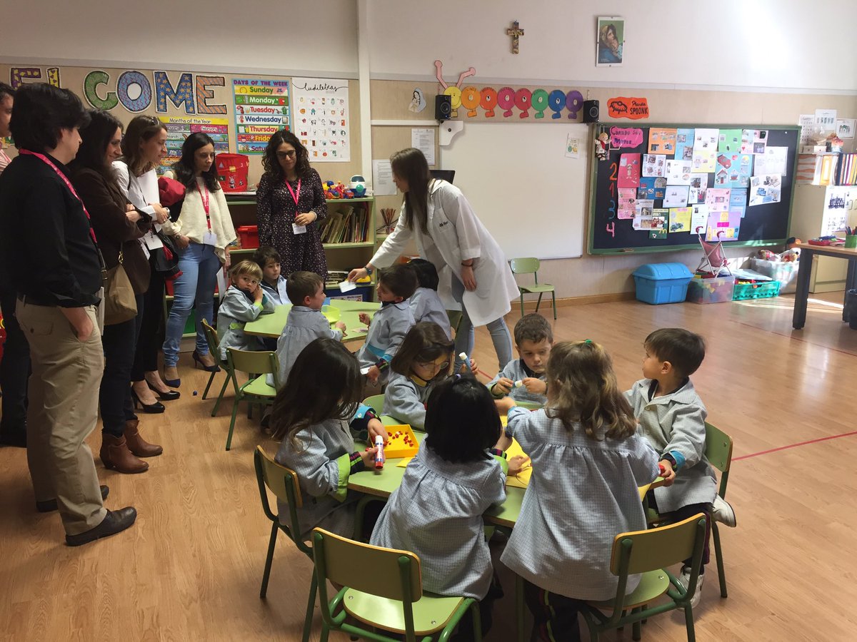 fecsjv's tweet photo. NOTICIAS | Study Tour de esta tarde en el colegios. Inteligencias múltiples y trabajo cooperativo. Proyecto #innovafec https://t.co/3vdQWc0BAT