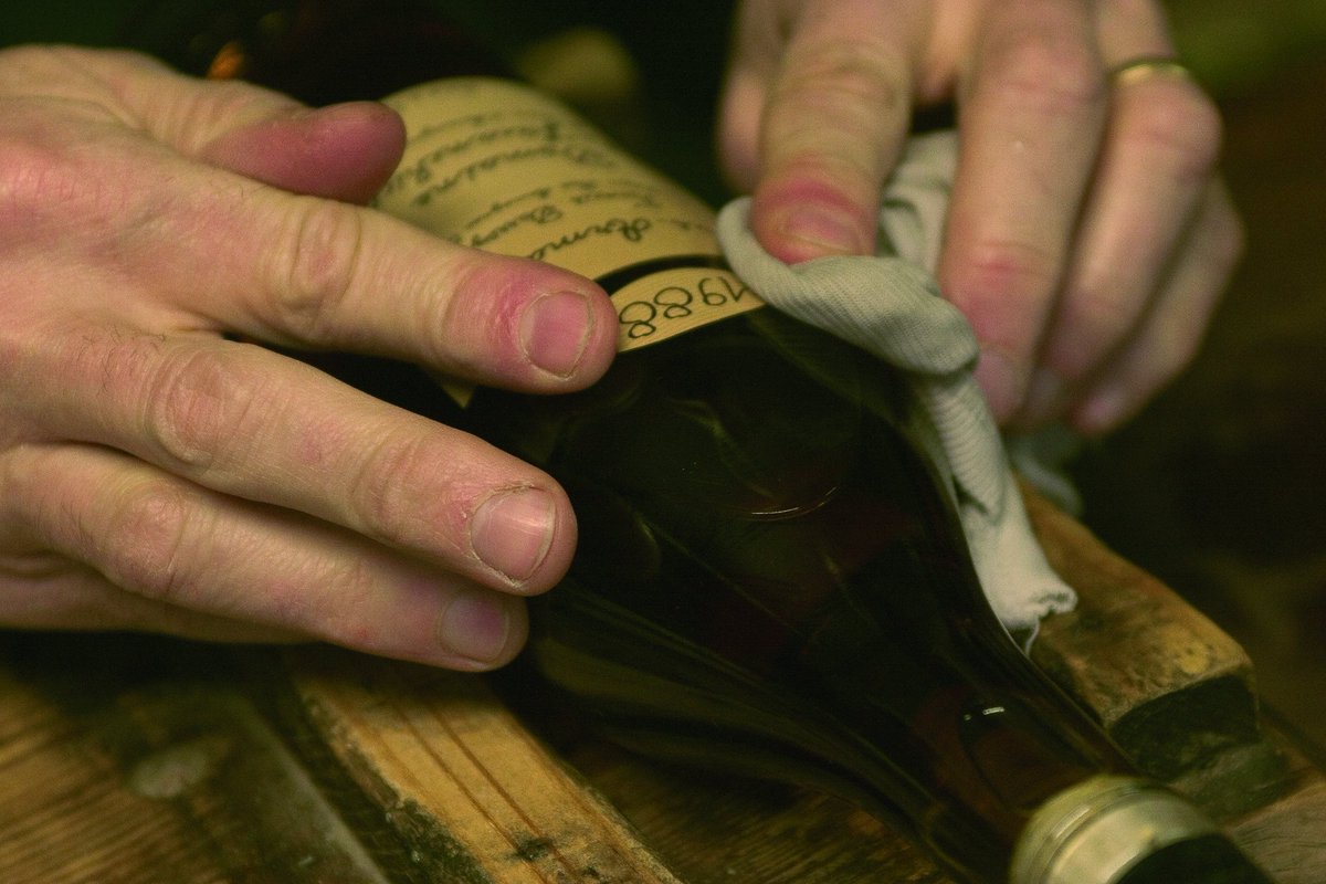 « #Armagnac was #craft before anyone thought that craft was cool », Neil Ridley. Discover why: bit.ly/Armagnac-Craft