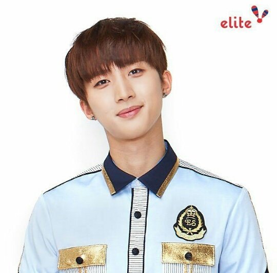 piratekingeight's tweet photo. [#FOTO] -  ' Elite Uniform ' libera fotos de Jinho , HUI, Hongseok, e E.Dawn do #PENTANGON  em seu site . 

-Kimjin https://t.co/GJM2lhQuYo