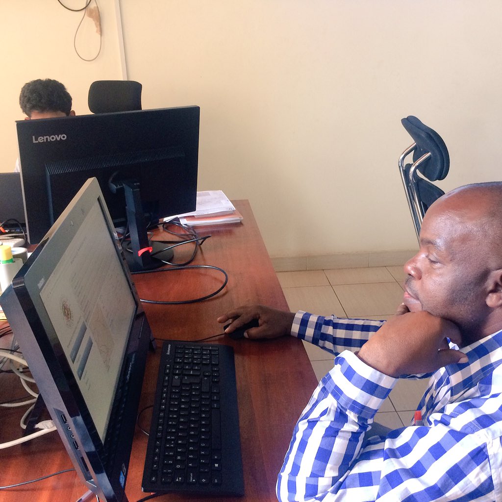 opmdpm's tweet photo. @opmdpm staff train in #NECOC on @G20_GEOGLAM Uganda #cropmonitor and GLAM for crop monitoring for #U-NIEWS bulletin https://t.co/c0vlSnM3eG