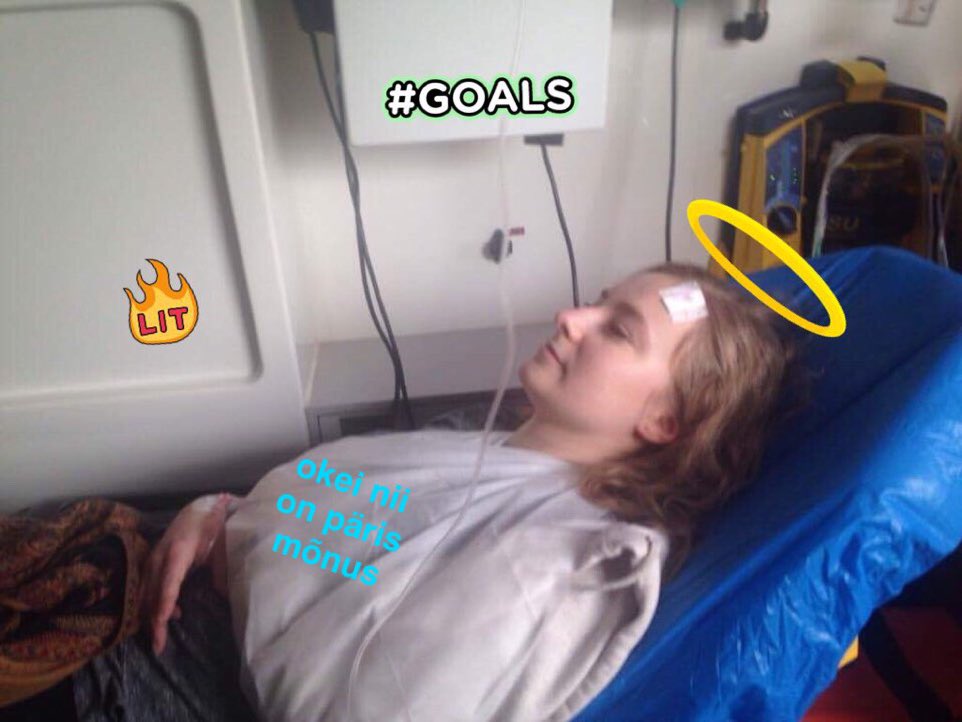 NoQ4eva's tweet photo. Eredaid hetki talispordipäevast #sporttuli #kiirabika https://t.co/41c9fbHNlD