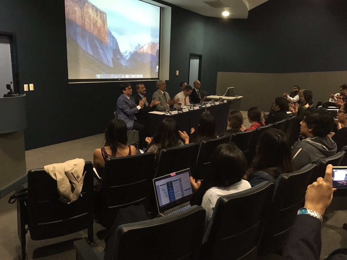 CUCEA_OFICIAL's tweet photo. Comenzamos el Seminario Internacional PROMEJ México Japón 🇯🇵-🇲🇽, donde se vincula la innovación tecnológica y la oferta laboral. https://t.co/wMpmZBXnlD