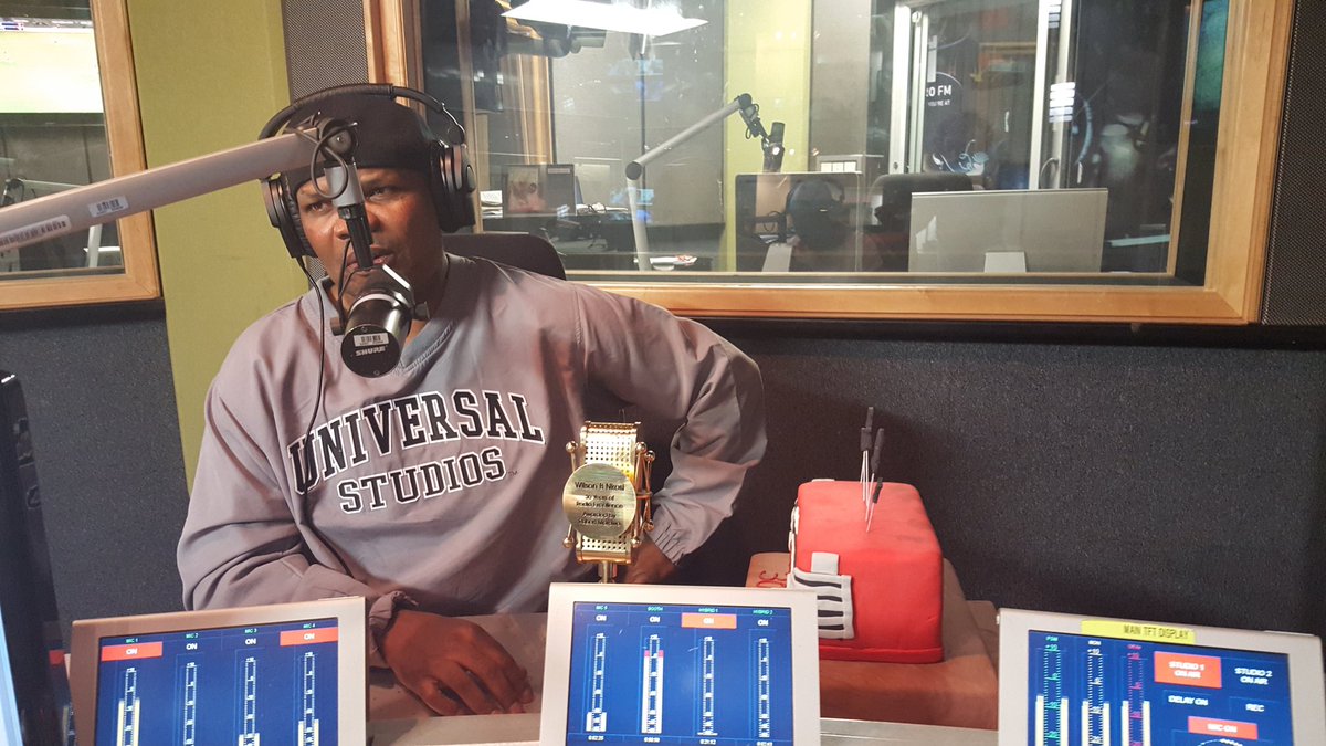 Bevstar7's tweet photo. Celebrating 30 years of radio excellence live on @METROFMSA with the Legendary Wilson B Nkosi on 083sports @6with @robertmarawa https://t.co/yJYghgdNtb