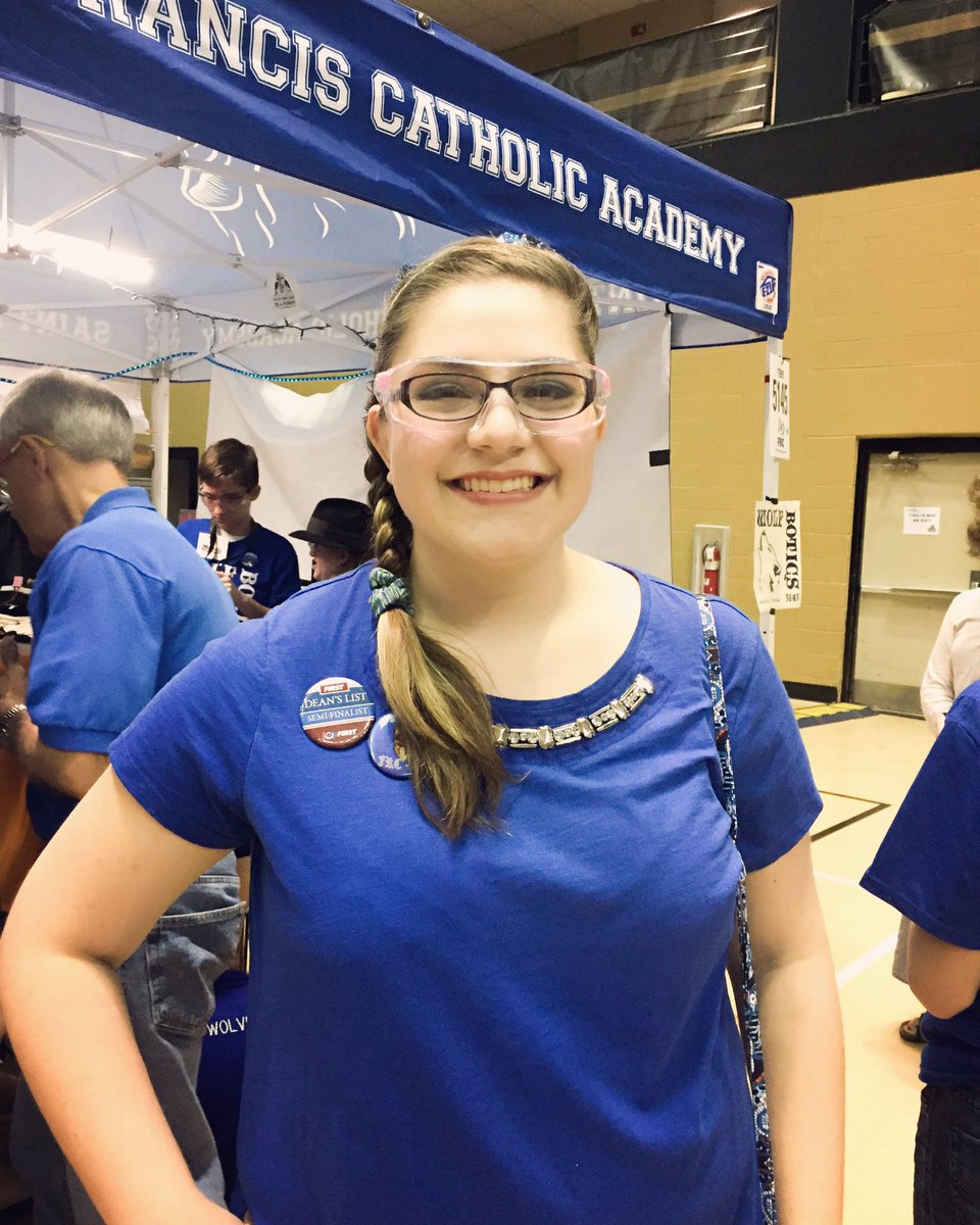 WolfBotics's tweet photo. Emily just got back from her #FIRSTDeansList interview!!! Wish her good luck! #omgrobots #WomenInSTEM #FIRSTLikeAGirl https://t.co/KB6qTtDkCK