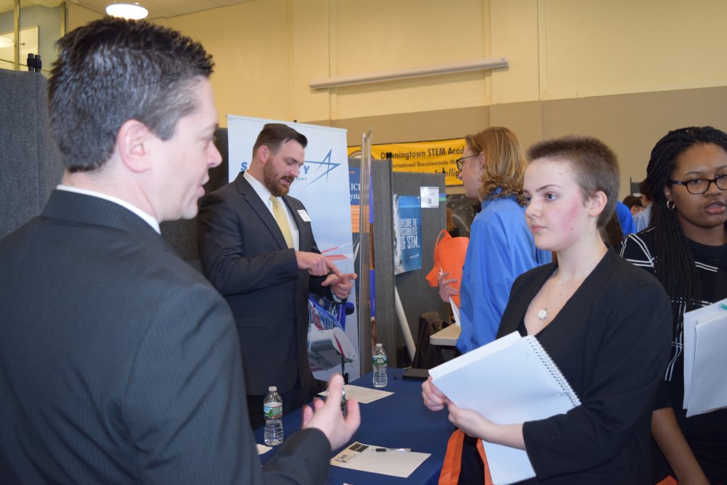 STEM_business's tweet photo. 4th Annual STEM Academy Career Fair! https://t.co/E7AqoHUd8b https://t.co/qw3NWmUK9X