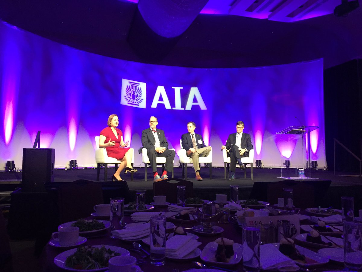 BKasdan's tweet photo. "Not all #YoungArchitects are young; not all #AssociateAIA's pursue #licensure. Need to embrace that #diversity" -@egrfaia #grassroots17 https://t.co/gqHCsqzOJu