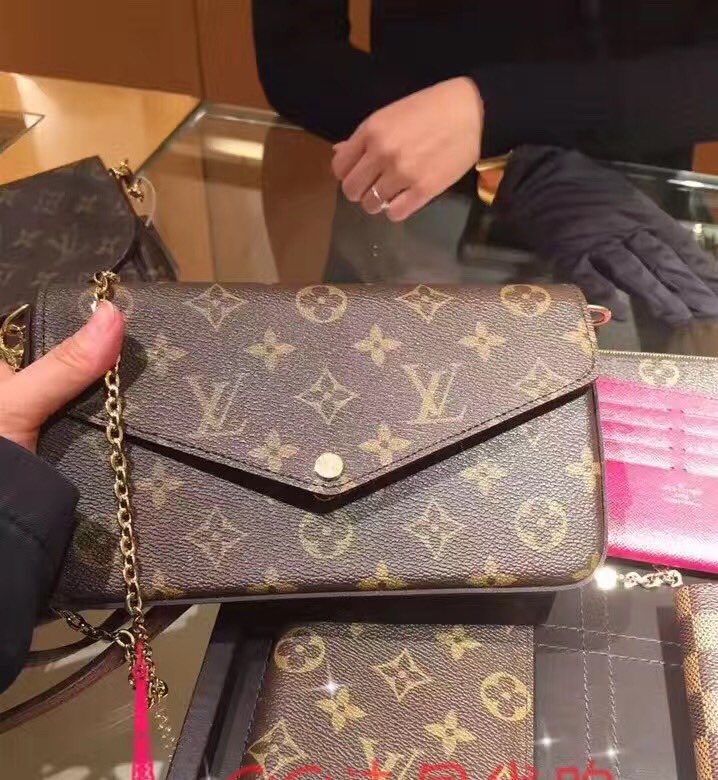 V.yupoo Louis Vuitton Wallet