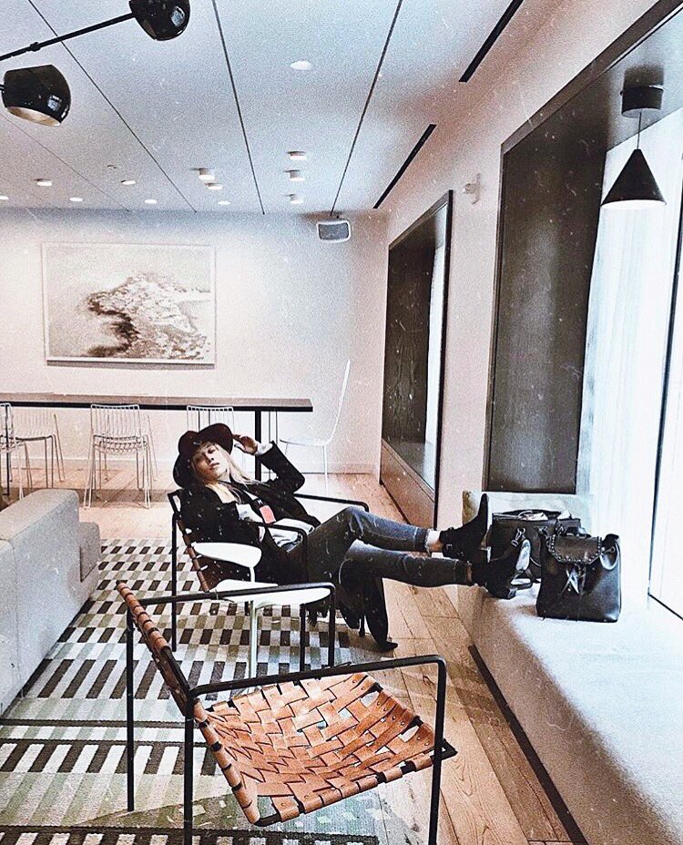 ✨Fridays are a goldmine with @michellesalasb in our newest arrival --- Bardot Straight Fray in Bad Company #Ss17 #Spring17 #BlackOrchidDenim