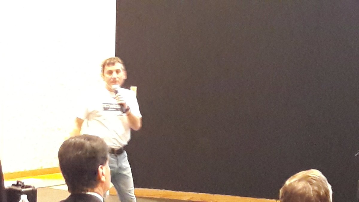 asngreece's tweet photo. Pitching competition #sxsw2017 #intlaccelerator #casamexico @anoikon1 https://t.co/1lGFEnfH1k