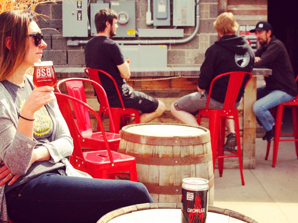 BlackShirtBrew's tweet photo. Is it 5:00 pm yet?!
#denver #beergarden #happyhour #theredaleproject https://t.co/mJlcuz5gW6