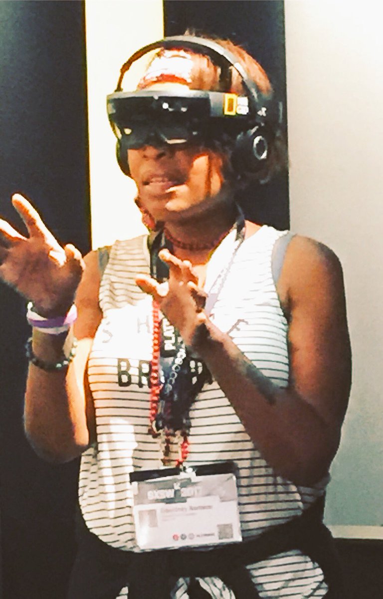 csantanaauthor's tweet image. V/R anyone?