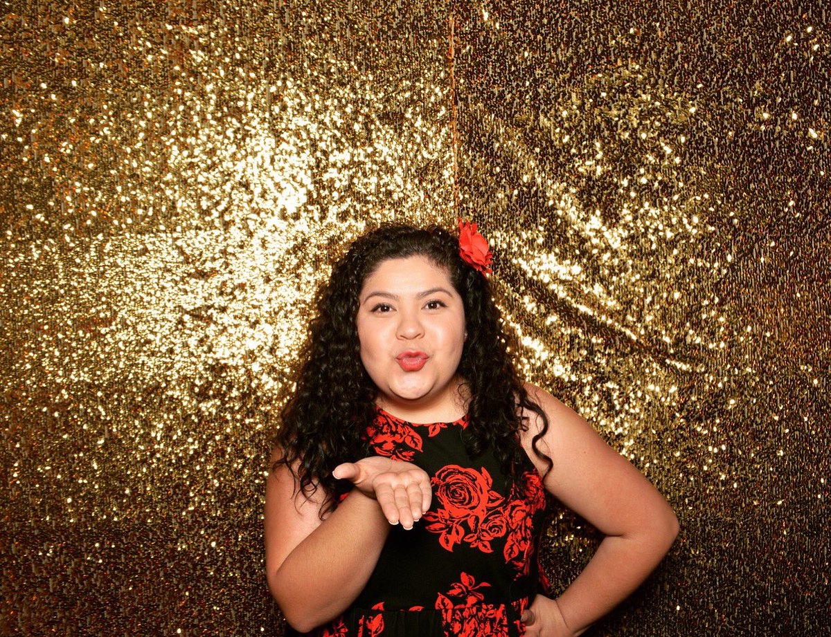 Raini_Rodriguez's tweet photo. 💋💋✨✨ https://t.co/NbYGJU7Jqj