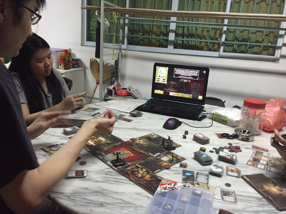 gamermins's tweet photo. Mansions of Madness impromptu session! This time saw the Star Spawn. Also, wrong rule we've been negating skill checks too easily!! #nocount https://t.co/gA0L6vtLJj