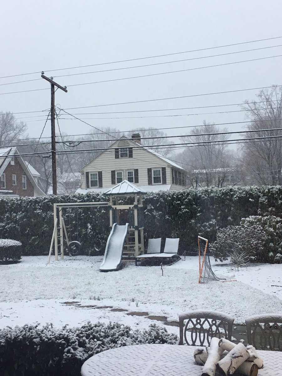 chiara_huber's tweet image. in the span of 24 hours... #pennsylvaniaproblems