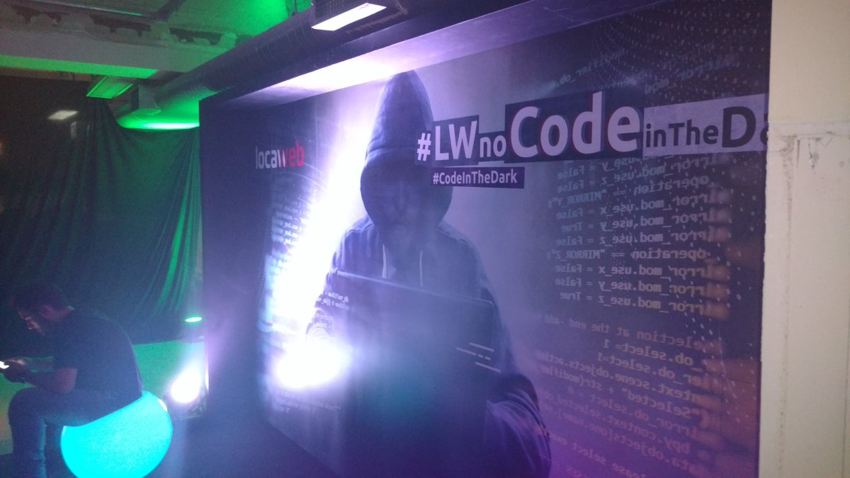 wenschh's tweet image. Os caras são demaaaaais
#lwnocodeinthedark #codeinthedark