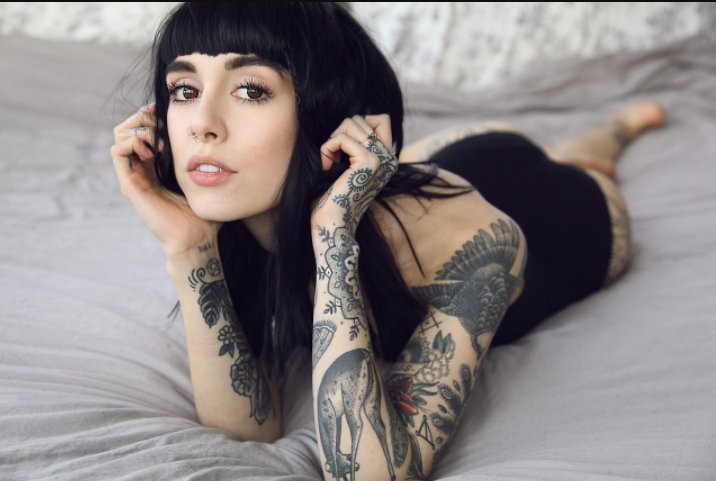 Allisa Grenwood.
20years.
Bi
¿Un RT?