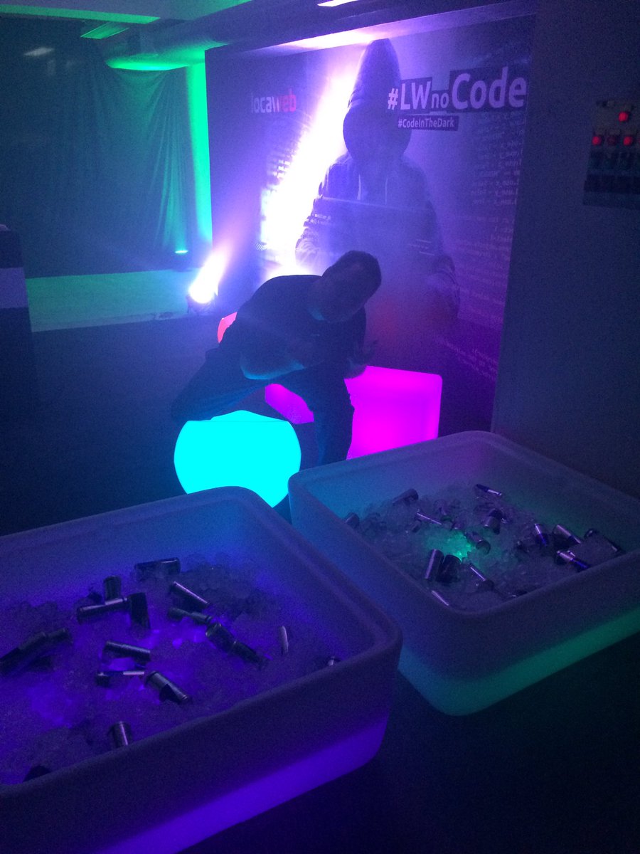 zeucxb's tweet image. Evento sensacional aqui #LWnoCodeinTheDark