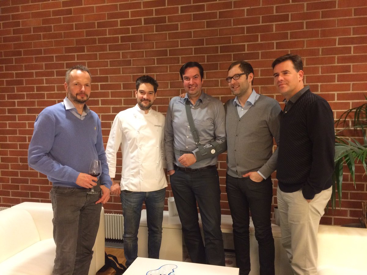 HiukkaSannan's tweet photo. Our management team and our guest chef - Thanks @HenriAlen #greenautomation #finnishgrowthcompanies https://t.co/Az7qFknrm0