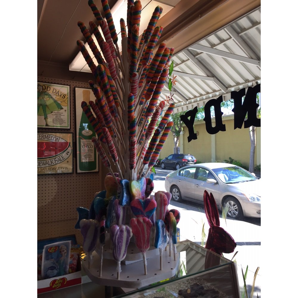 ShubertsChicoCA's tweet photo. Craving candy? We've got you covered! 🍬 #sweettooth #Shuberts #ChicoCA https://t.co/F0pVUZJzV4