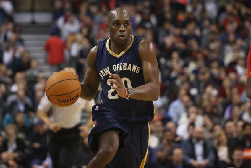 Happy Birthday to Quincy Pondexter! I hope your back on the court soon  
