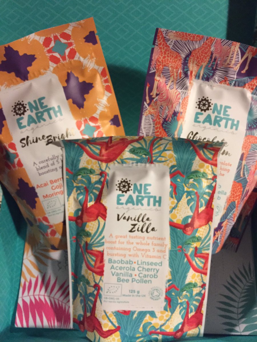 The best Friday! Thank you so much <a href="/oneearthblends/">One Earth Organics</a> 🙏🏻❤#superfood #vegan #poweredbyplants