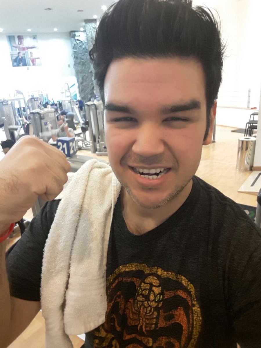 RetoJuanMa's tweet photo. Sin selfie hagan de cuenta que no entrené jajaja. Ahí te voy 15K https://t.co/7dGBkfODWH
