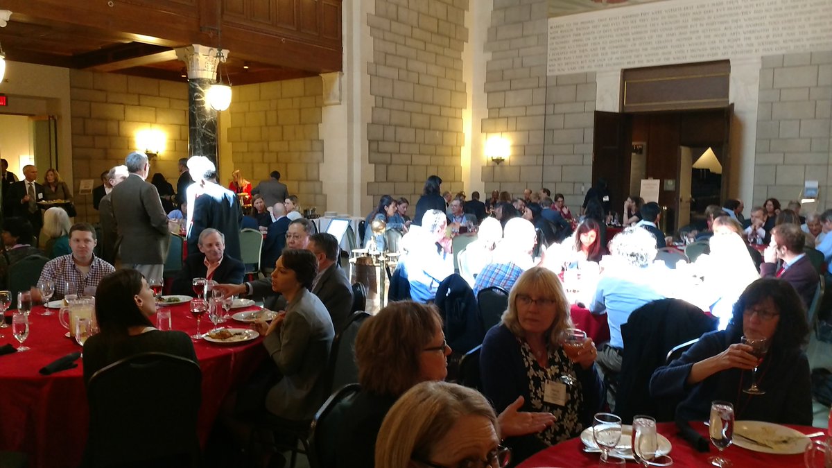 SacklerColloqui's tweet photo. Lunch during the Sackler Colloquium "Reproducibility of Research: Issues and Proposed Remedies" March 8-10, 2017 https://t.co/spYqzb5oWv