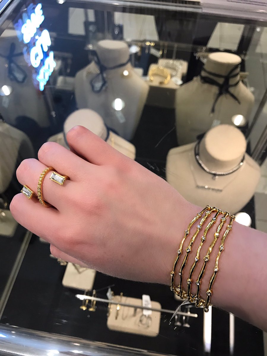 MelissaLovy's tweet photo. Visit Our @Bloomingdales Trunk Show Today + Tomorrow For An Incredible SALE On All Your Must Have ML π | #LovyLady #RosalieCuff #MonrowRing https://t.co/Kx666vp0xw