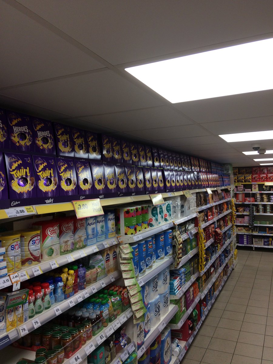 Express6804's tweet image. Large Easter eggs now £2.00 at Tesco Grantham harrowby bargen