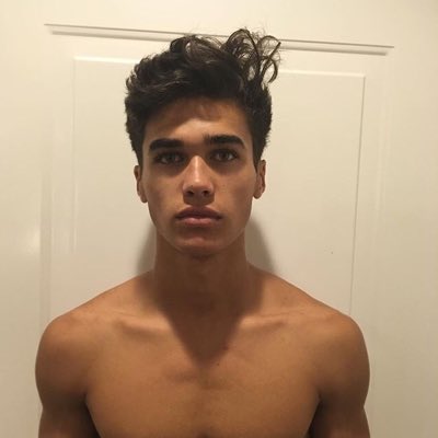 dylanrpgtic's tweet image. #NouvellePhotoDeProfil