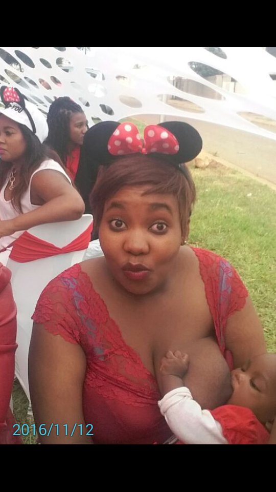 Nhleyjure's tweet image. #breastfeeding 
#TwoDaysBefore 
#BeforeMyBabyPassedOn 
#IamAGrievingMother 

I miss you Lisakhanya.  My weekends are just suicidal💔💔💔💔