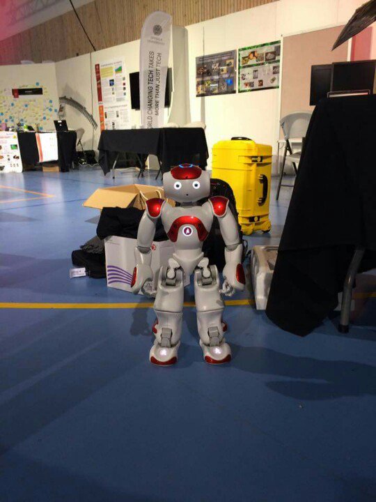 Träffa de sociala robotarna Love och Jona samt den sociala professorn Maria Strömme på SciFest imorgon! #scifestuppsala  #fyrishov #Uppsala