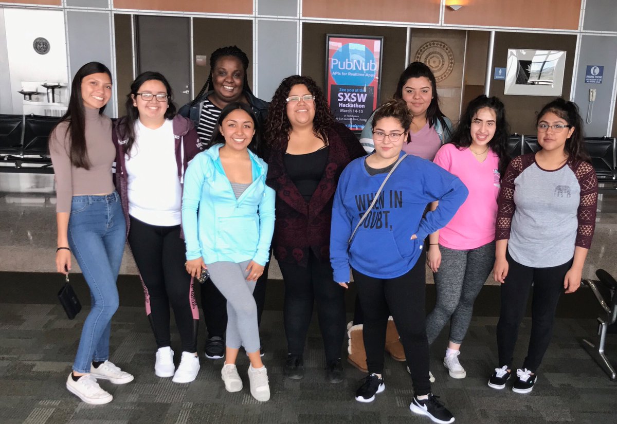 Safe travels to our <a href="/LBJJags/">LBJ Early College HS</a> traveling with @SusieSmiling for an educational Spring Break trip of a lifetime! They'll be touring 🇫🇷 🇮🇹 &amp; 🇨🇭
