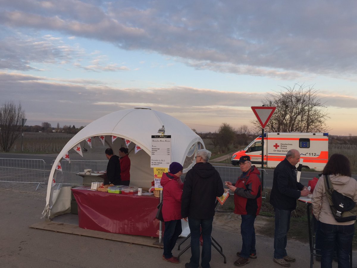#Weinbergnacht 2017

Wie jedes Jahr einen Besuch wert beim #DRK #OV #Bad #Dürkheim #DÜW