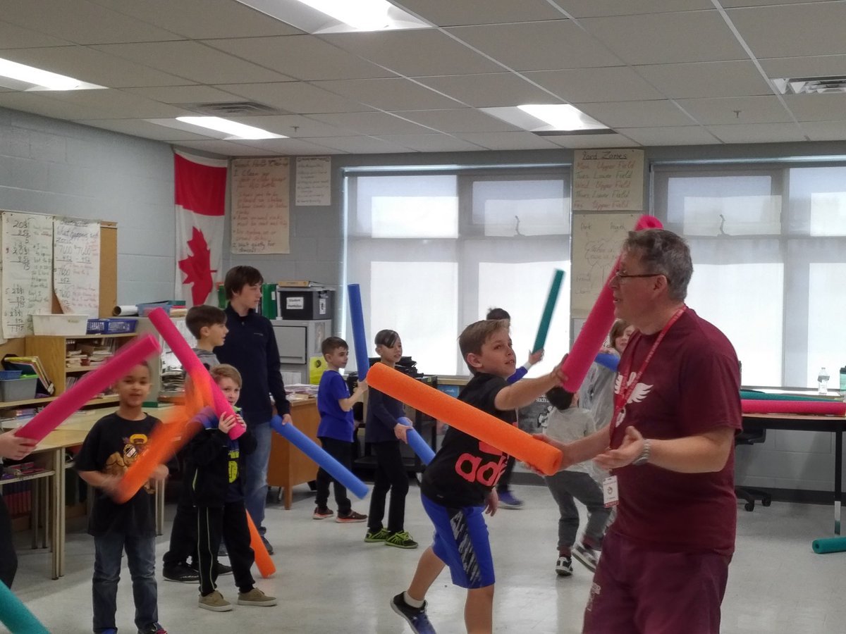 HSFlames's tweet photo. Our Community Fitness Frenzy Rocked - great exercise and great fun - thanks for a wonderful afternoon Flames! https://t.co/QsAsCzOZ24