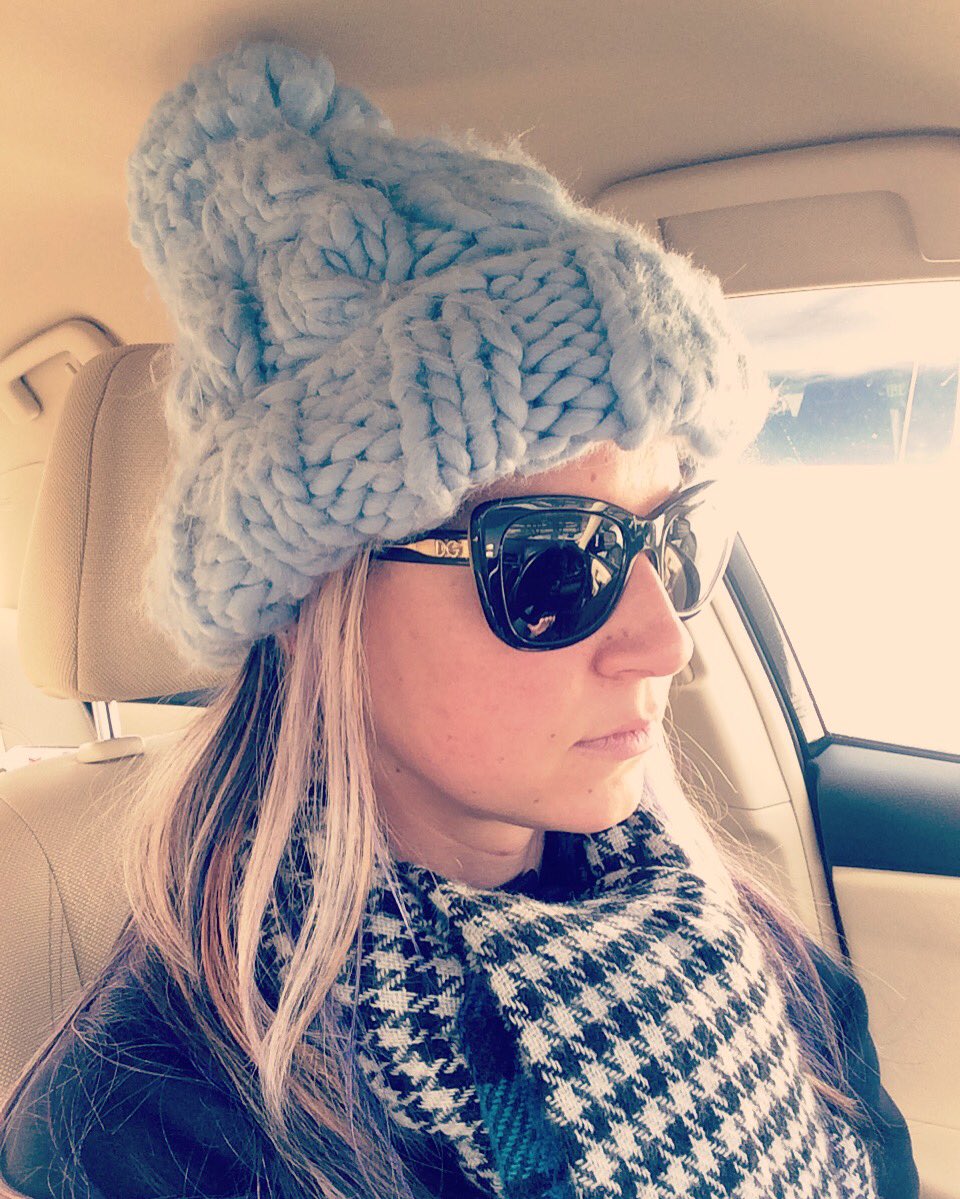 pivotwithGOLD's tweet photo. Winter vibes got me like. Waiting for boat season 2017 #eventprofs #WeddingPlanner #yachtevent #yachtwedding #boatevent #boatwedding #boat https://t.co/hVJmHz8DY0