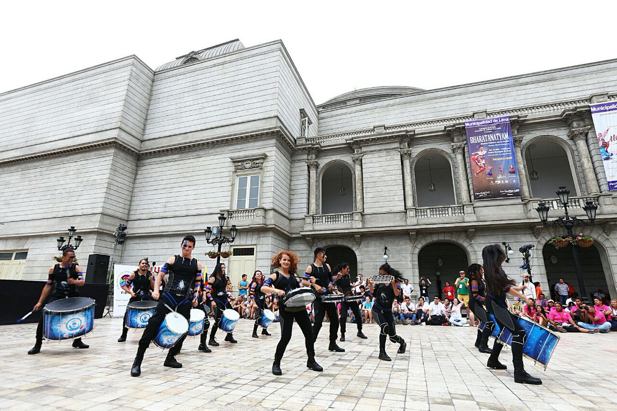 Municipalidad de Lima no Twitter: "Artistas de distintos países muestran su  talento en X Encuentro Mundial de Folklore #MiPerú2017 en Plazuela de las  Artes hasta este domingo. https://t.co/bMheLhopkl" / Twitter